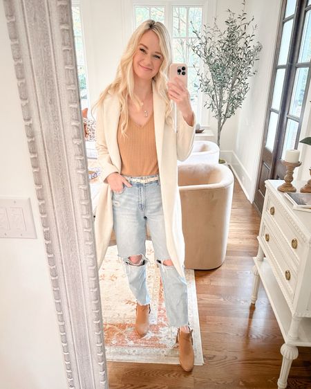 The perfect jeans from American Eagle! My cost is from Zara last year and my top and shoes are from a consignment shop a few years ago!

#LTKfindsunder100 #LTKfindsunder50 #LTKstyletip
