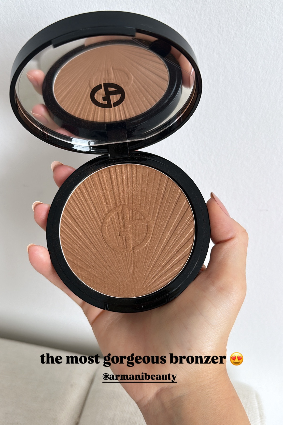 The most gorgeous bronzer ever!!! Wearing shade #100 

#LTKBeauty