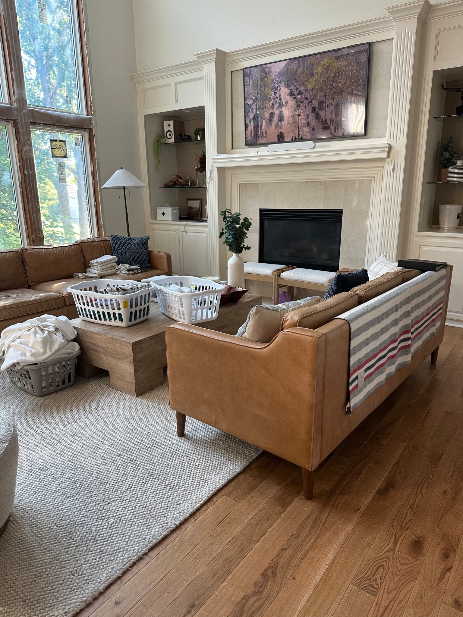 Linked my messy living room 🙃

#LTKHome #LTKFamily #LTKKids