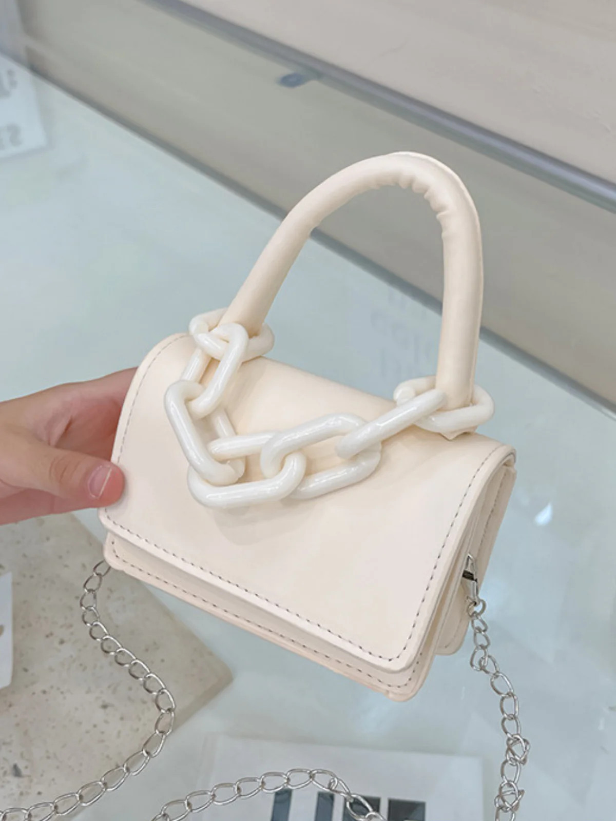 Linked In Style Mini Shoulder Handbag White / One Size | Mia Belle Girls