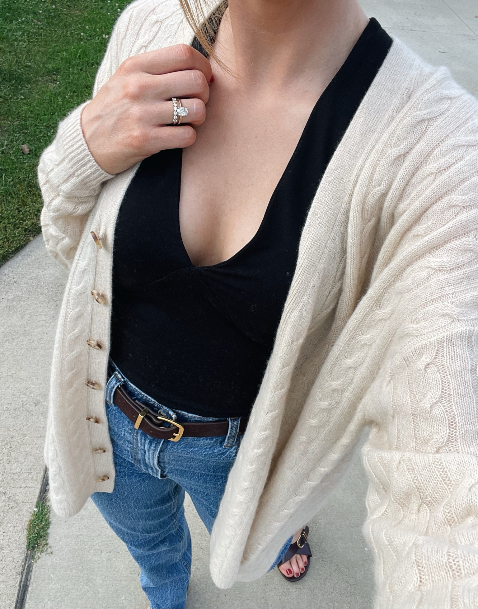 Easy fall outfit, with a cozy cardigan 