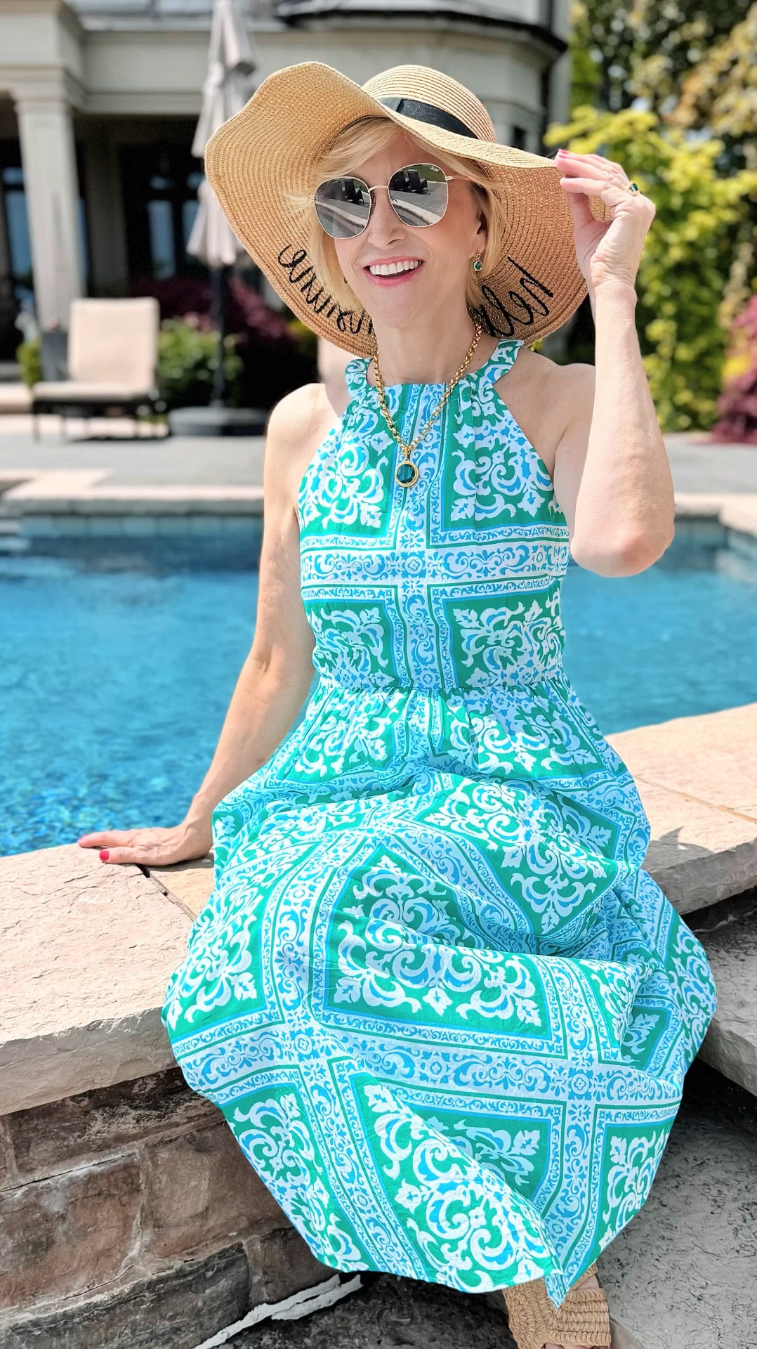 I’m splashing into summer in this stunning new Paraiba jewelry from @deandavidson
I love its energizing vibe and how it brings my summer outfits to life.
Dive in and check this beautiful hand-cut stone! 


#LTKVideo