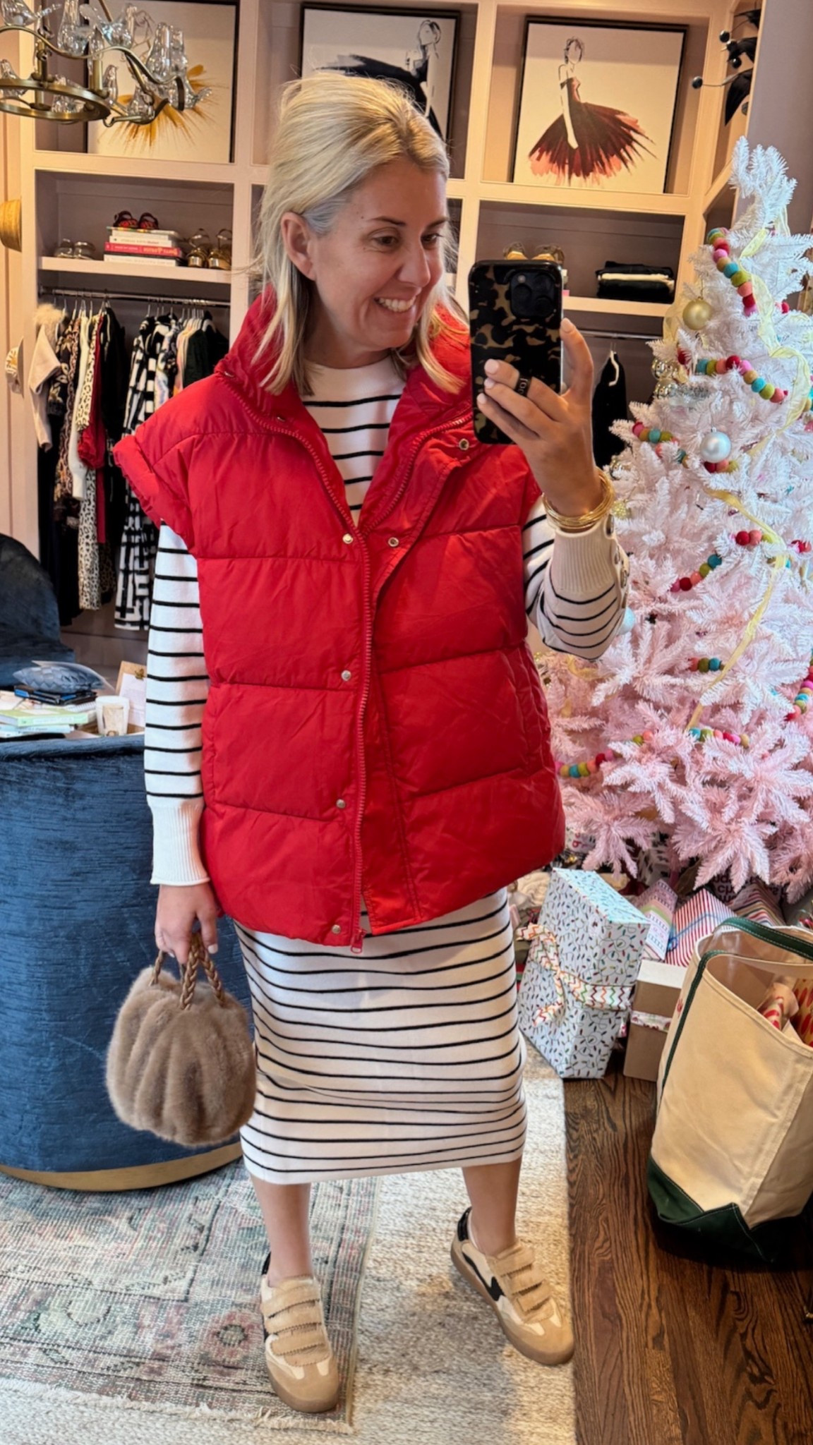 Cuteness overload for the holidays and well beyond!

And you’ll die over the prices!


#LTKHoliday #LTKootd #LTKmomlife