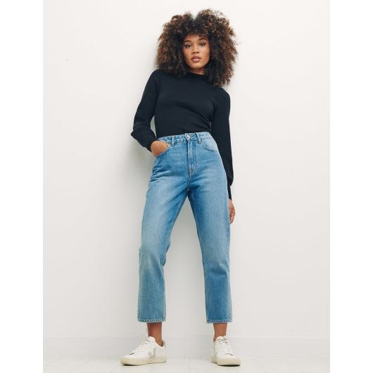 Cropped Straight Mid-Rise Jean in Mid Wash | Nobody's Child
