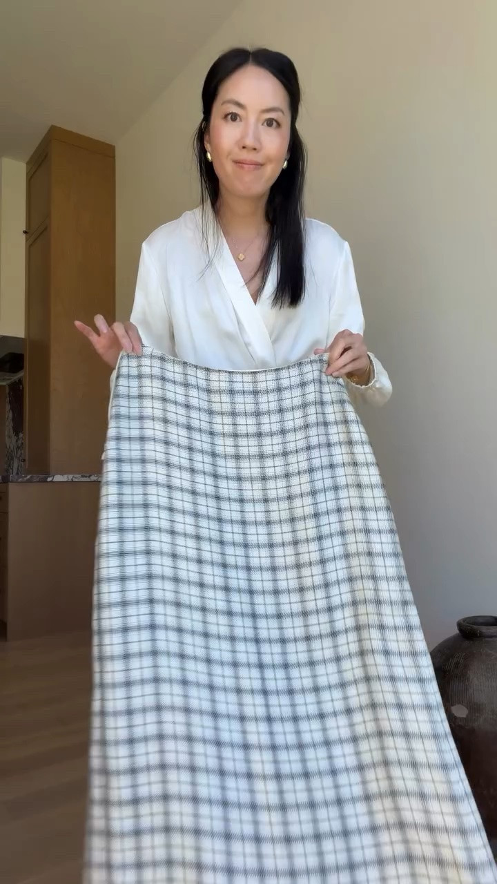 Loving this mix of prints! The idea of print mixing can sometimes feel intimidating, but this combination felt approachable and easy. Subtle prints and complementary colors. That’s it!

#classicstyle
#OOTD
#salealert
#longskirt
#summeroutfit

#LTKootd #LTKSeasonal #LTKSaleAlert