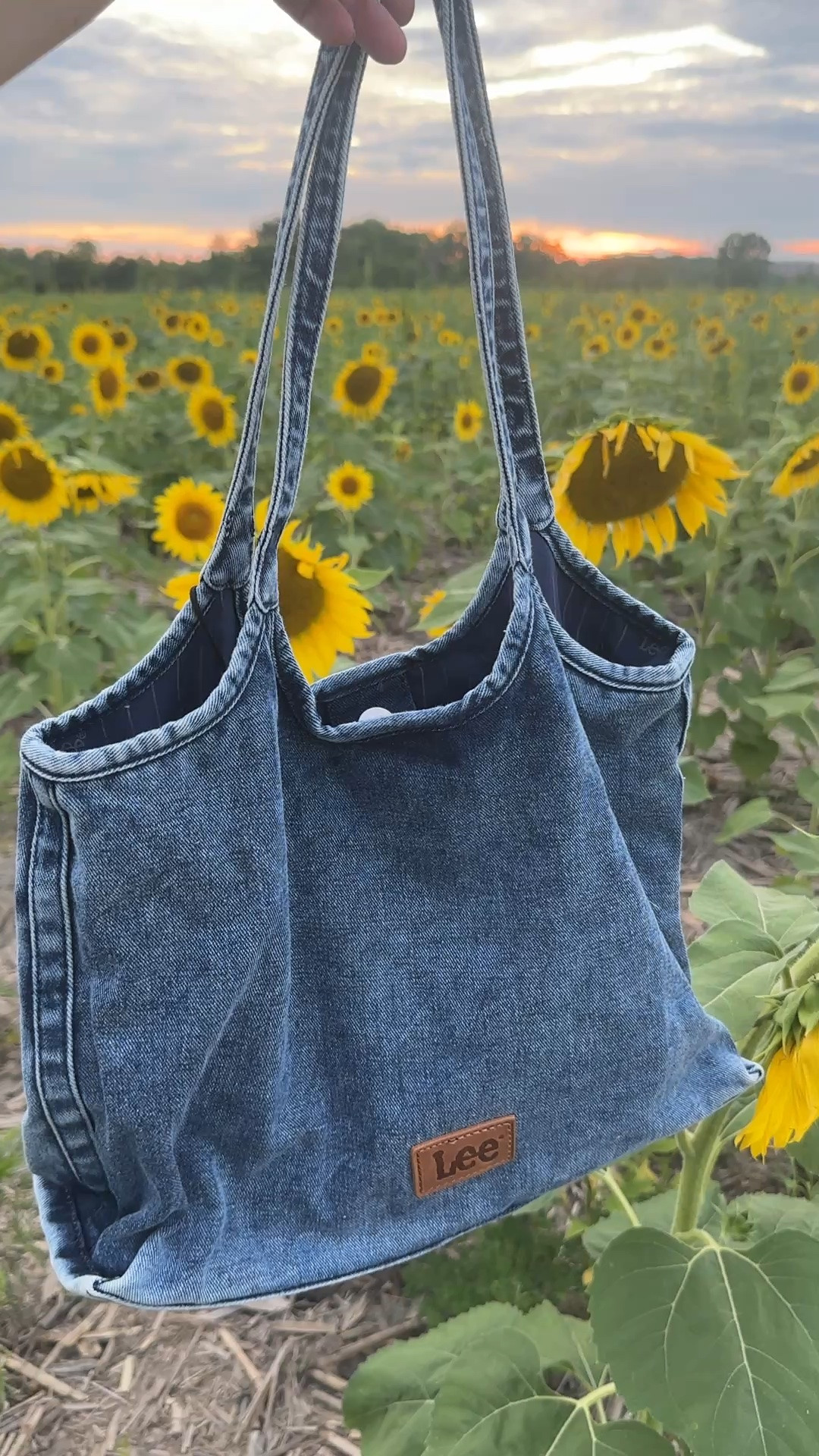 the cutest Lee denim jean bag  #denim #bag #sunflower

#LTKdayinmylife #LTKootd