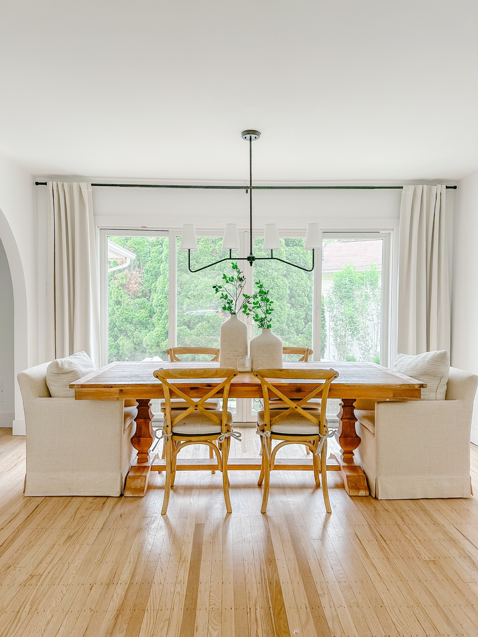 Dining Room Reveal

Organic modern transitional, Ballard design, Amazon home, bellacor, world market, target, neutral dining room, wood dining chairs, linen dining chairs, end chairs, black chandelier, faux greenery, dining room decor, vase 

#LTKhome #LTKunder100 #LTKunder50