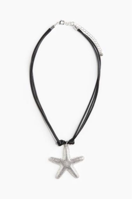 Starfish necklace 

#LTKfindsunder50 #LTKSeasonal #LTKstyletip