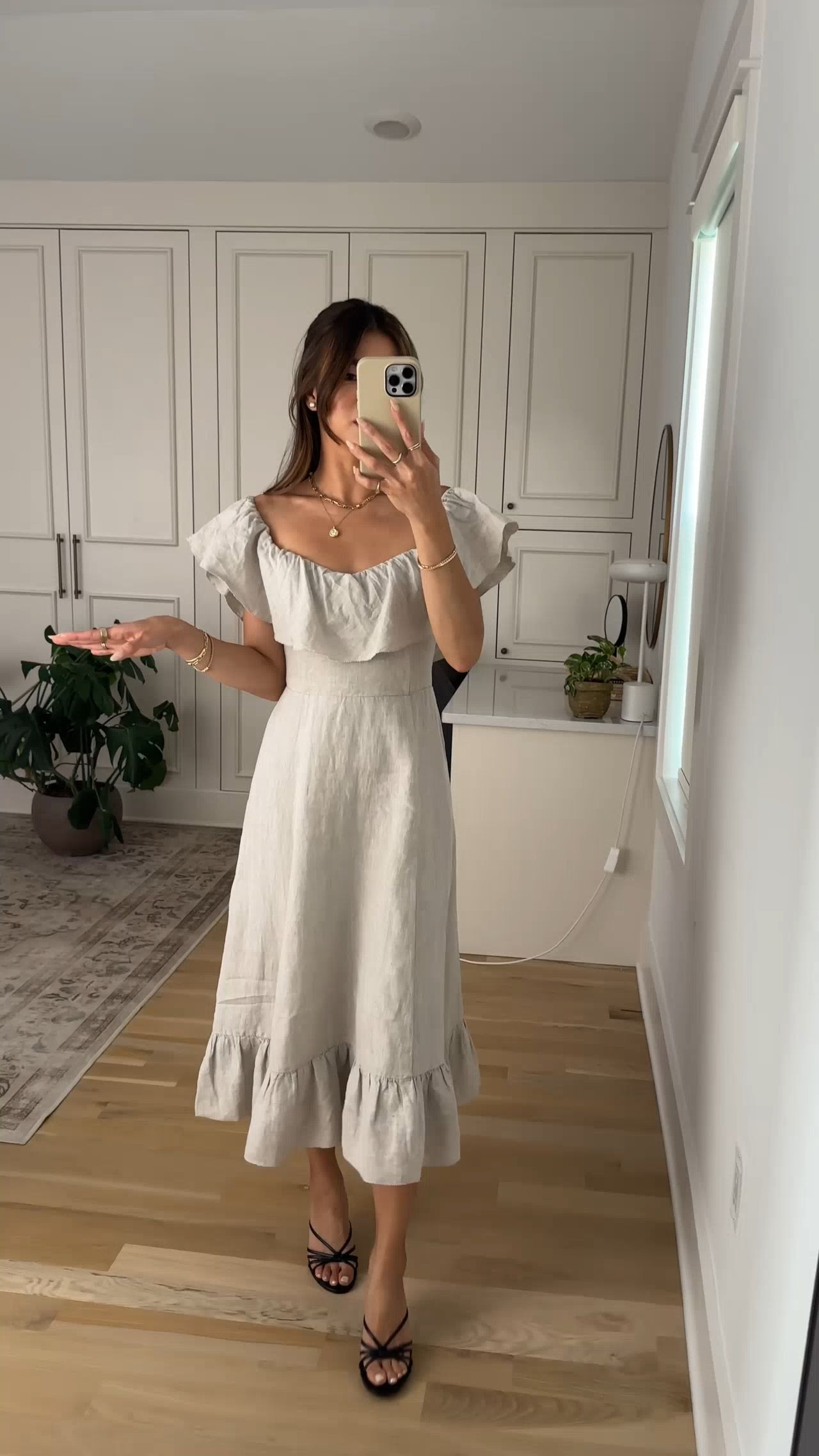 The ruffle details are so cute on this @Aritzia dress! It’s linen, perfect for the summer.

Sizing info:
-Aritzia Marmion Linen Dress (size 0 Undyed Ecru)

Aritzia best sellers, best pieces from Aritzia for petite, Petite style guide, how to dress if you’re petite, Petite style, petite fashion, mom outfit, mom style, petite dress, petite outfit ideas, petite outfits, best dress for petite, spring style, spring outfits, beach outfits, spring break, vacation outfits, Aritzia try on, Aritzia new arrivals, Aritzia dresses for petite

#LTKootd #LTKmomlife #LTKTravel