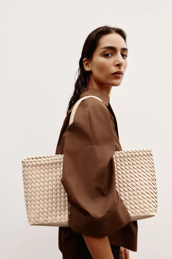 BRAIDED ELONGATED TOTE BAG | Zara UK