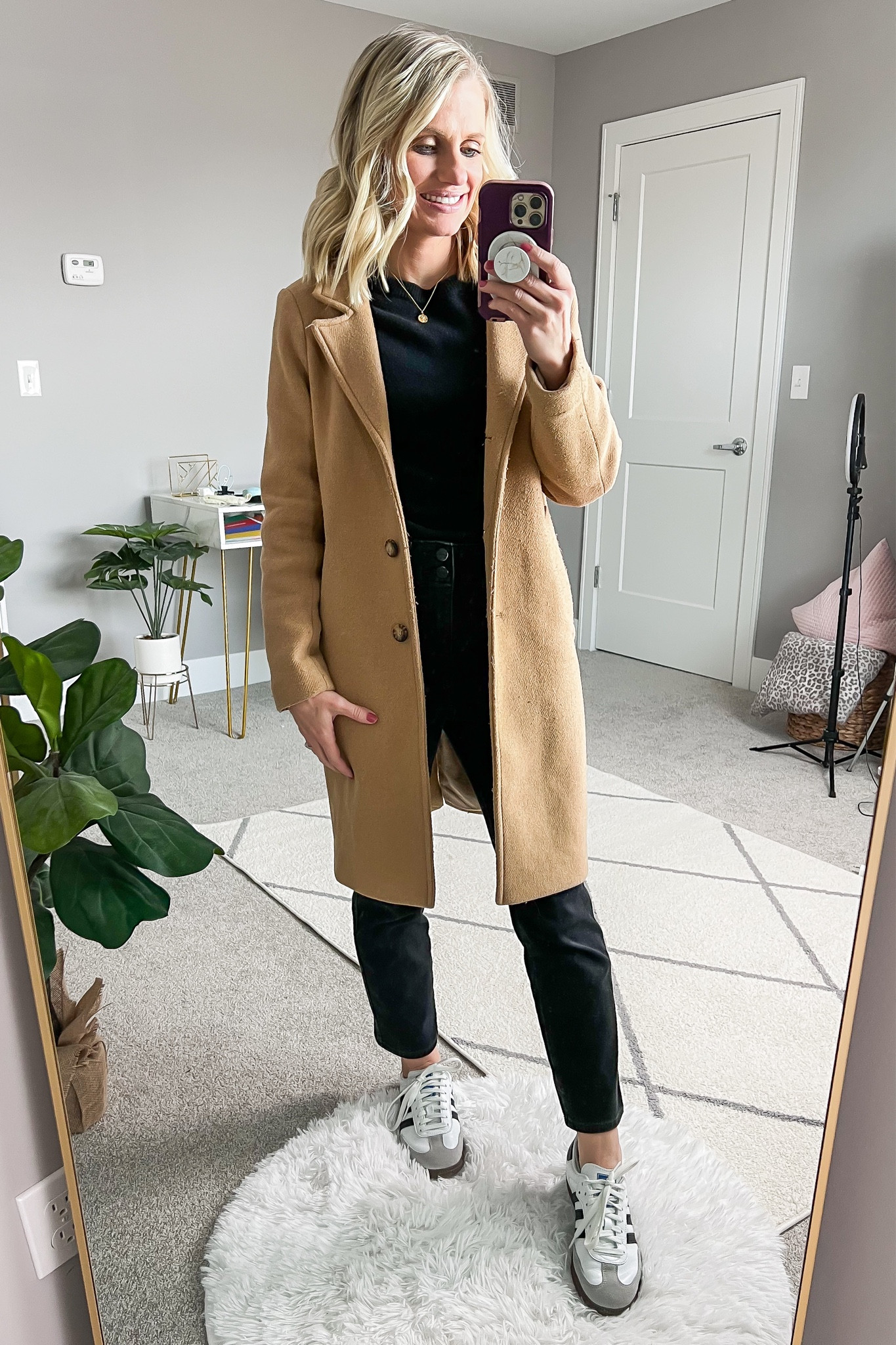 What I wore this week! 
Sweater- xs
Jeans- old, linked similar 
Coat- xs/petite
Shoes- 7

#LTKSeasonal #LTKstyletip #LTKshoecrush