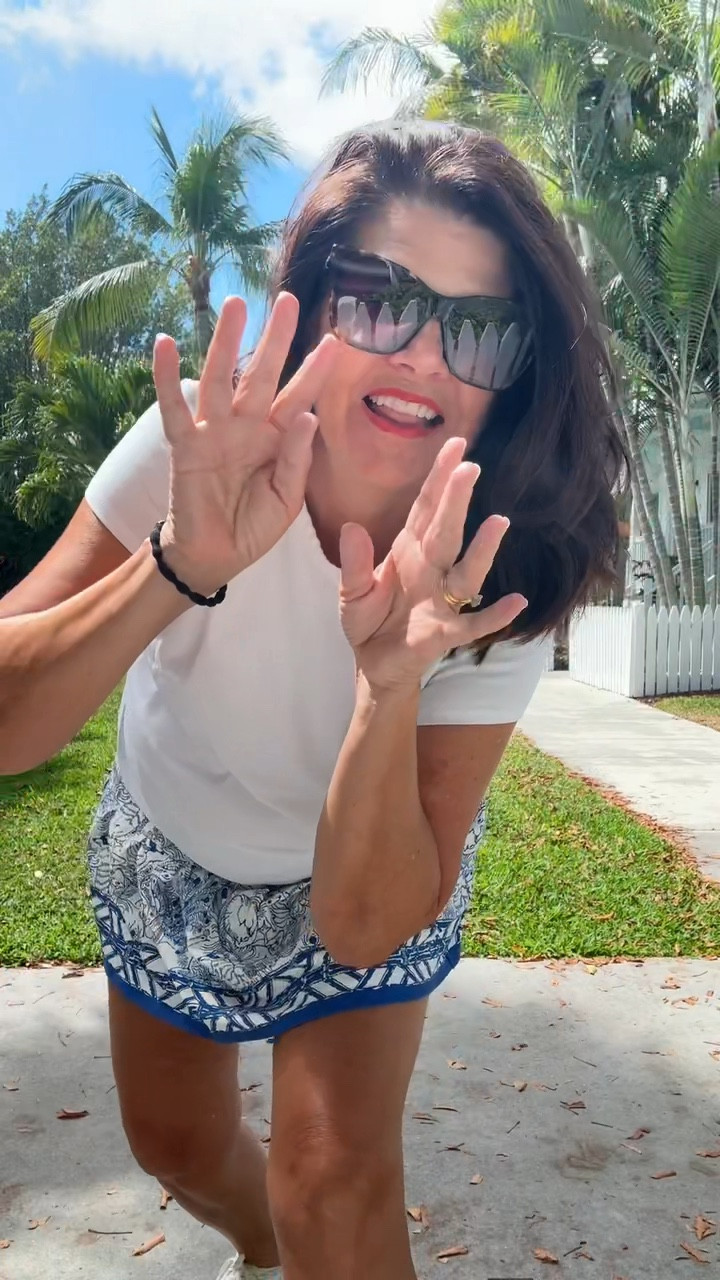 Cutest elevated exercise look!  Skirt, workout, print

#LTKgrwm #LTKTravel #LTKfitnessgoals