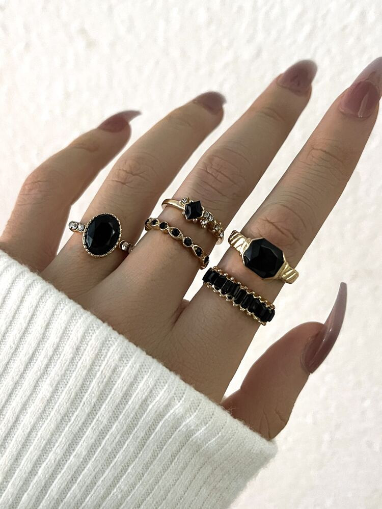5pcs Geometric Decor Ring
       
              
              $1.70        
    $1.62
     
    ... | SHEIN