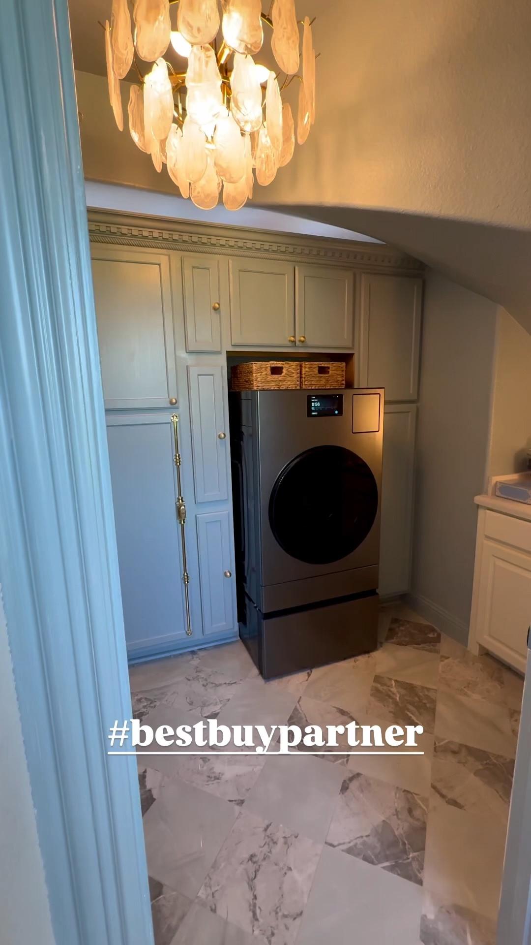 #BestBuyPartner I partnered with @BestBuy to share the new Samsung AI Vented Laundry Combo and wow… this machine does it ALL! The best part it saves space. Washes and dries clothes completely in one machine without transferring loads. The key difference vs. other combos is that it is vented, which allows for better drying - like traditional vented dryers. Re-imagine your laundry room by saving space with only 1 machine.
Save on this washer and dryer combo now through December 3rd at Best Buy

Save $790 now $1,999.99. Plus save 50 % on select laundry pedestals with qualifying combo machines. Valid through 12/3/25 


#BestBuy #washer #dryer #washerdryercombo #laundry #Samsung #laundryroom #2in1laundrycombo #combo