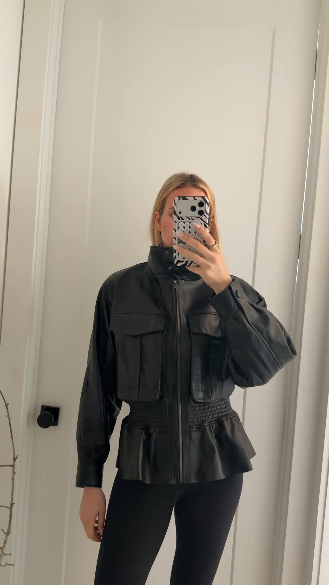 I had like 1 minute to show this jacket before I had to run out and drop my kids off at school😅 not crazy about the North Carolina weather being a bit chilly but crazy about the fact that I get to wear my favorite new leather jacket 😍😍 I love the way it kicks out at the bottom. I’m wearing a medium 


￼￼

#LTKfitnessgoals #LTKstorytime #LTKdayinmylife
