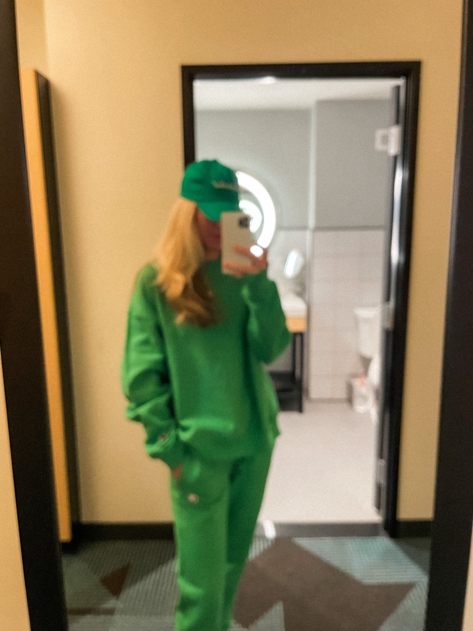 Travel in style 😎

#LTKtravel #LTKstyletip