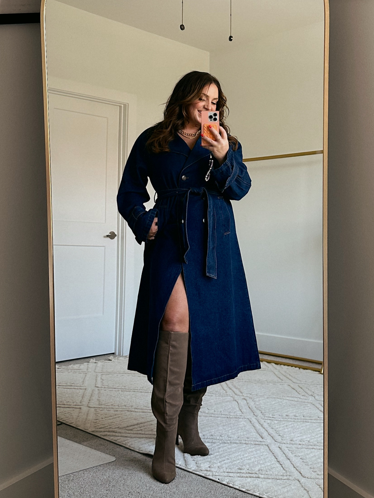 shop through my link and get 30% off through 8/27 and 25% off the rest of the year with my 
code: skhammer25 
:
I’m wearing size XL 