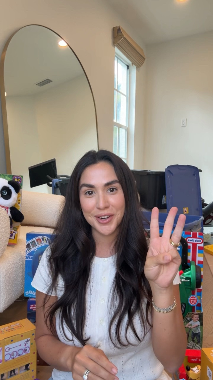 Everything I bought my 9 month old for Christmass

#LTKBaby #LTKHoliday #LTKGiftGuide