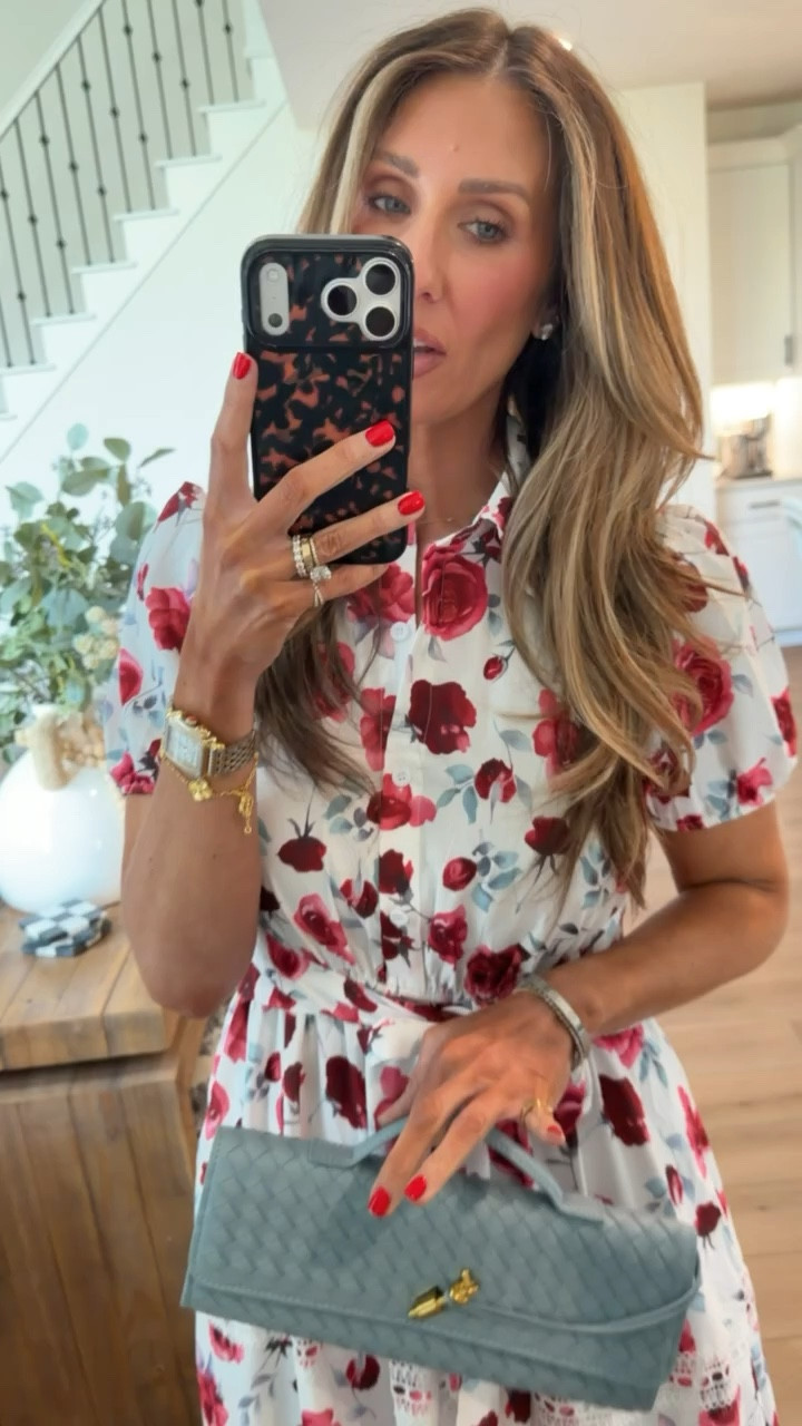 This floral midi is giving effortless spring elegance 🌸 the print is so pretty and feminine, and the fit is easy and flattering with that little waist tie moment. Perfect for brunch, showers, church, or any dressed up daytime plans

Fits TTS, wearing M

floral midi dress, spring outfit idea, feminine style, brunch outfit, wedding guest dress, classic chic look, everyday dress up, themominstyle 

#LTKootd #LTKOver40 #LTKSeasonal