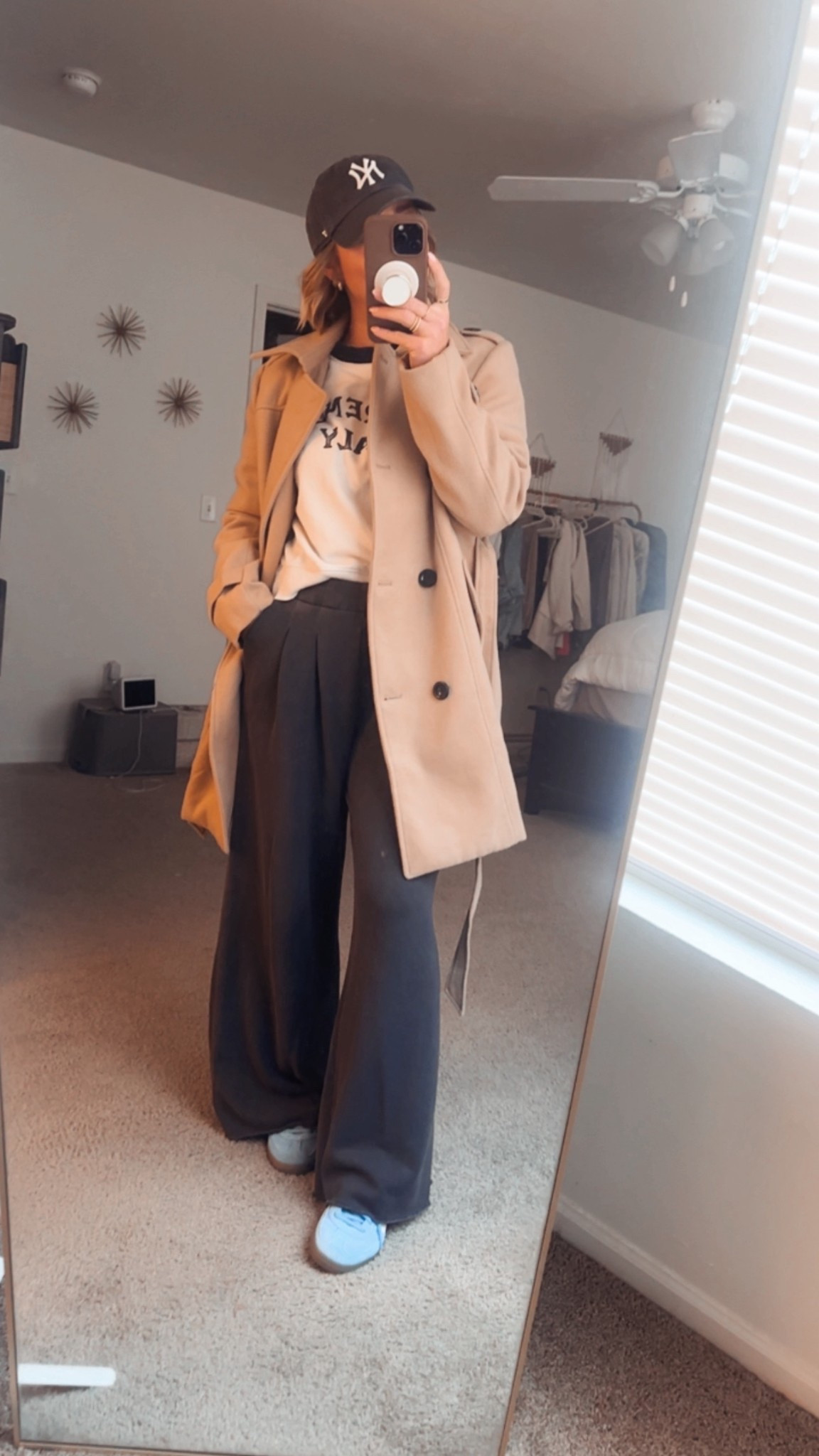 The perfect cozy winter outfit 

#LTKBeauty #LTKmomlife