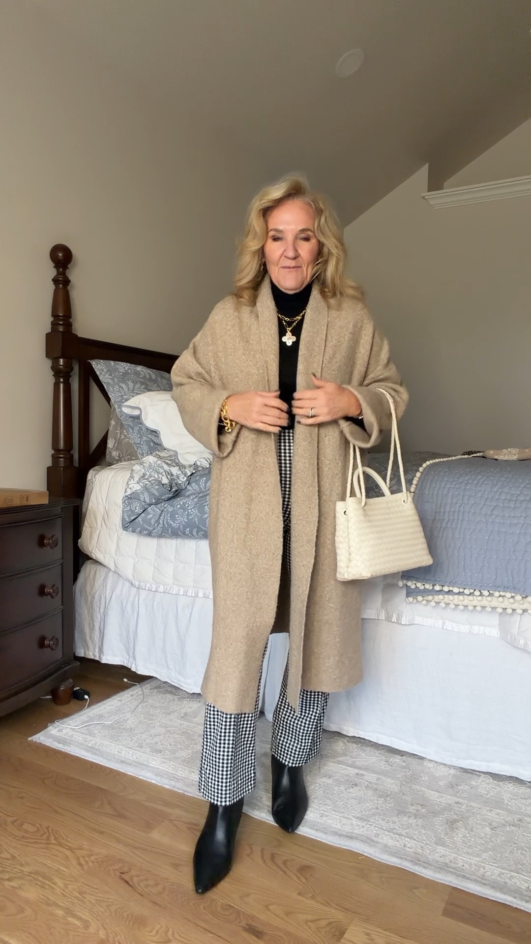  I love the oversized cardigan with the fitted knit pants underneath.
Pants size medium cardigan, size, medium turtleneck, size, medium