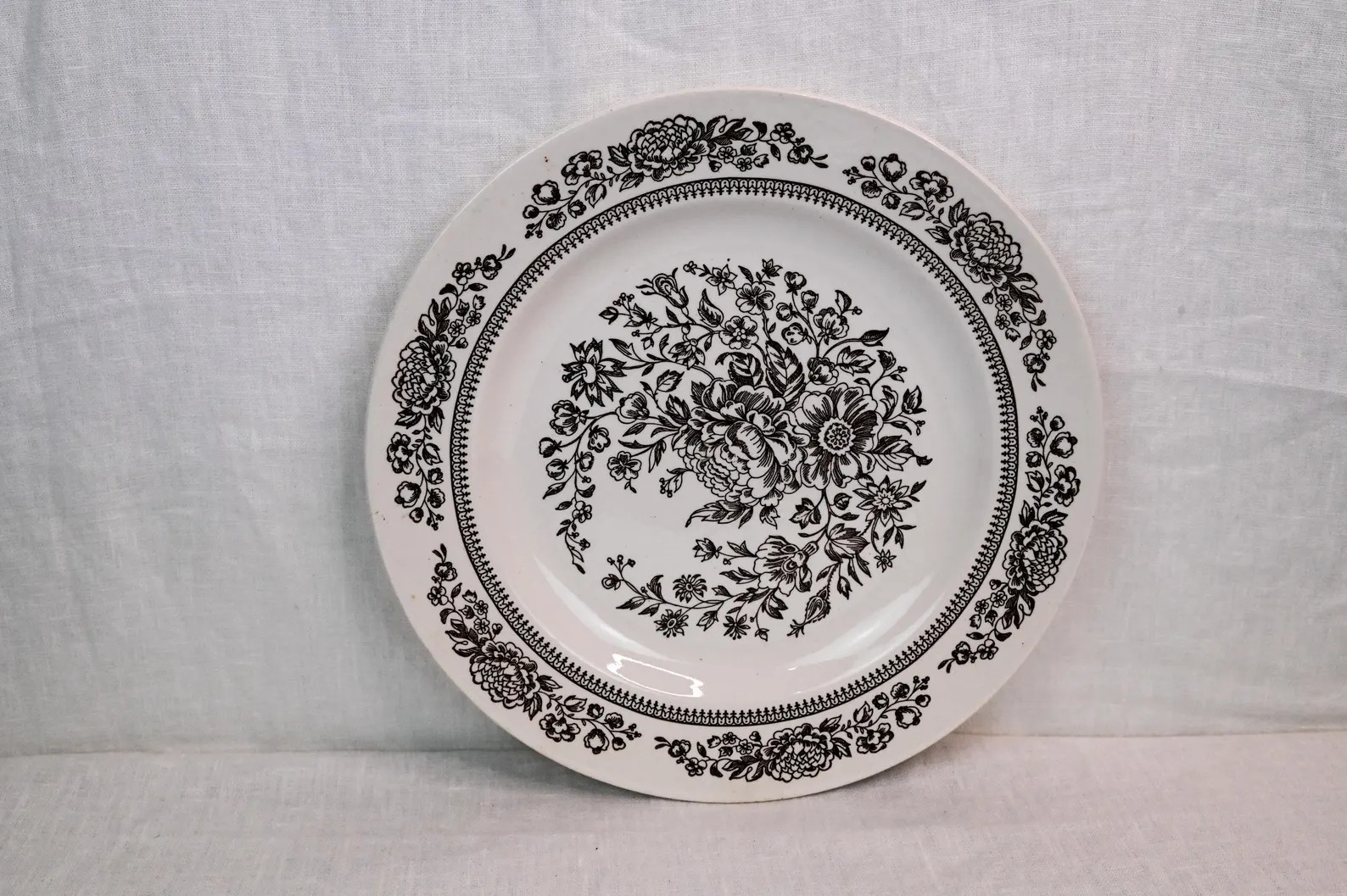 Vintage Cavalier Royal China Sussex Ironstone Ivory and Brown 10 Plate - Etsy | Etsy (US)