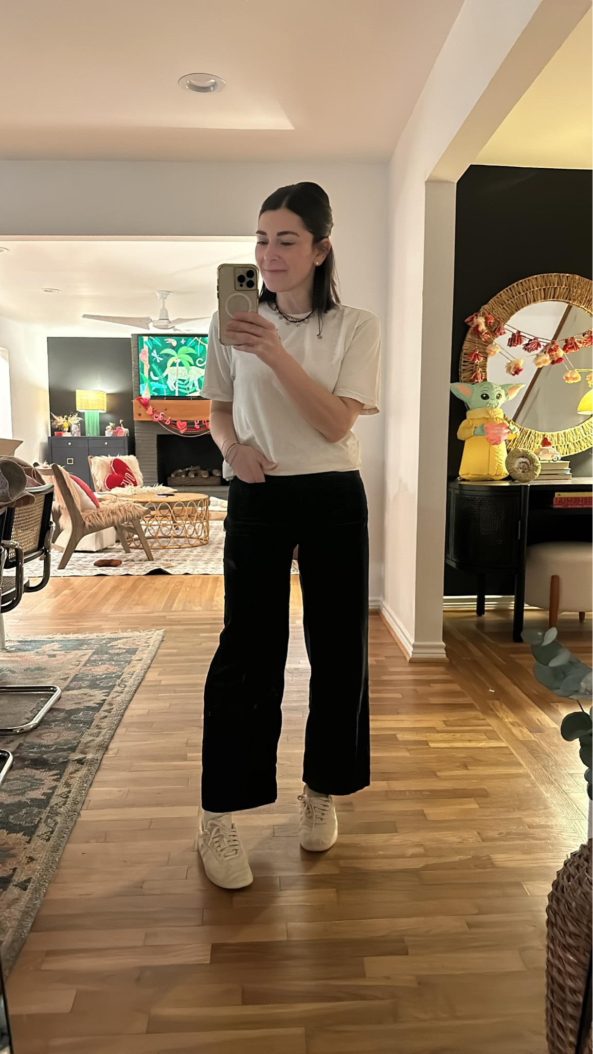 Easy, breezy travel fit for a day of driving 🚗  I’m still rocking the cropped pants + cutie socks trend and don’t think I’ll ever drop it 🤍

#LTKStyleTip #LTKFindsUnder50 #LTKShoeCrush