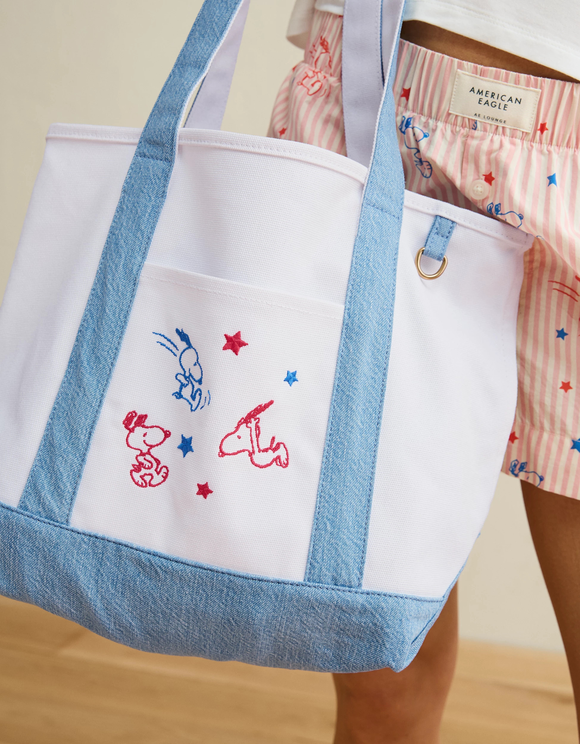 AE Off-Duty 4th of July Snoopy Tote Bag | American Eagle Outfitters (US & CA)