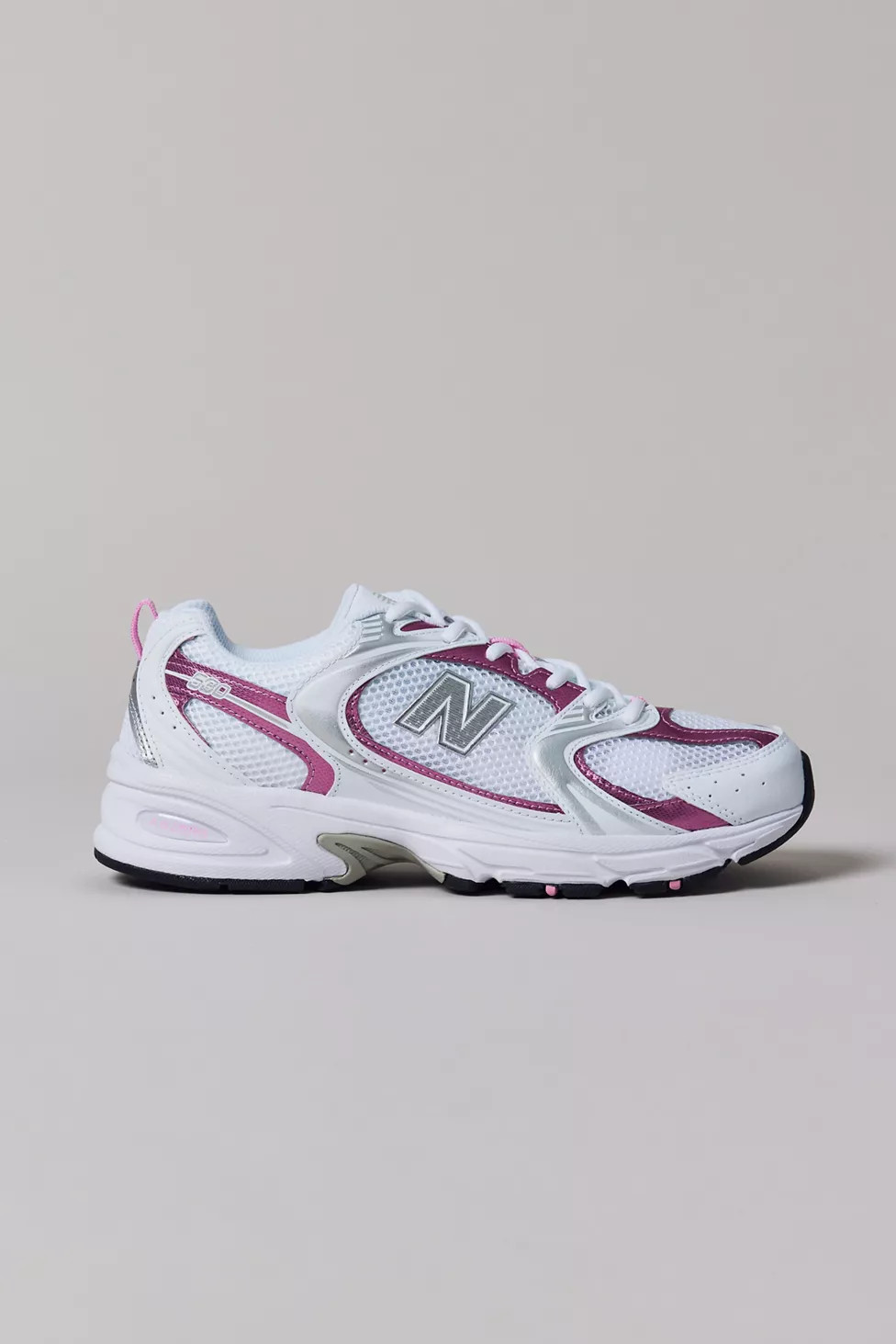 New Balance 530 Sneaker | Urban Outfitters (US and RoW)