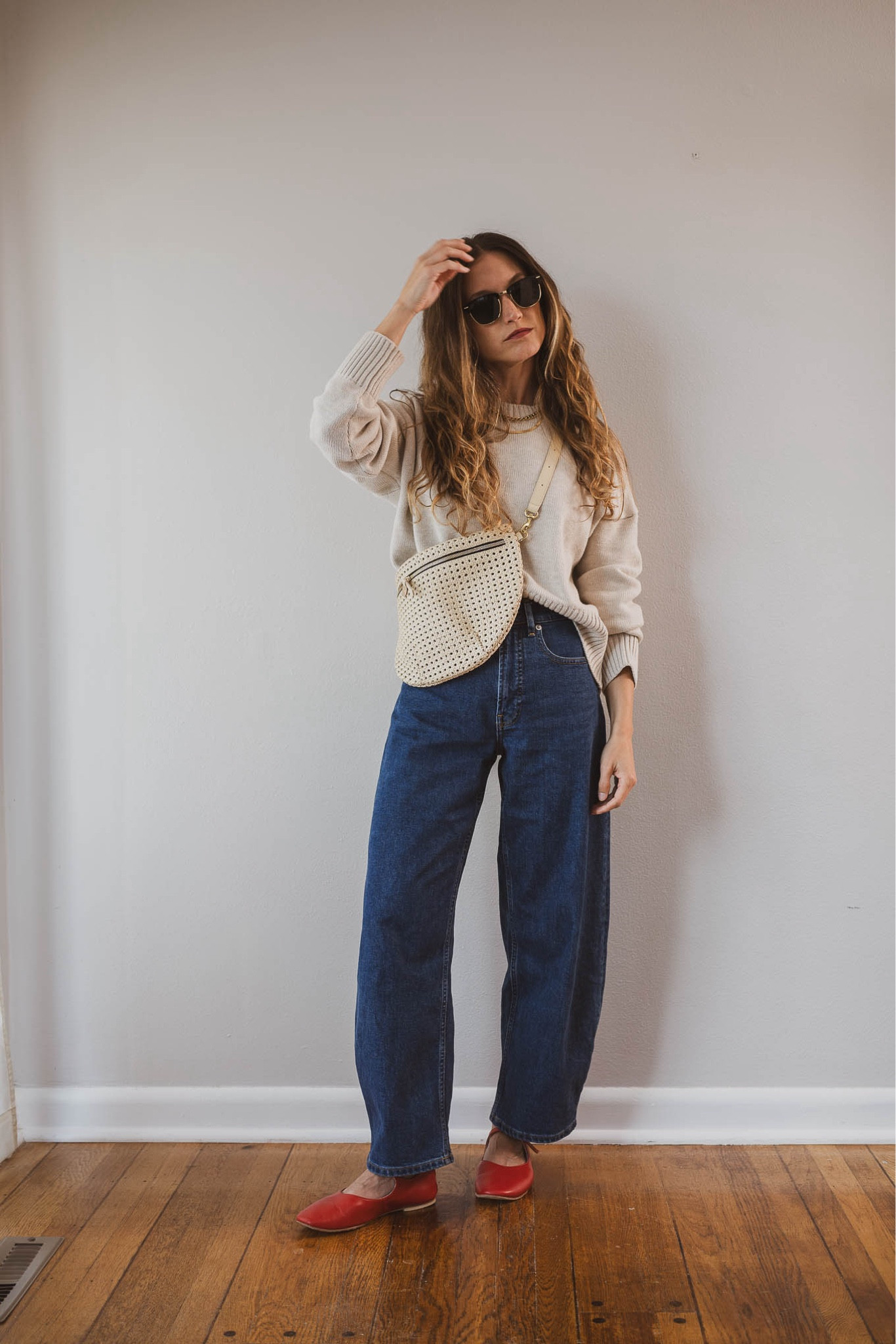 Fall Capsule: Day Seventeen 🍂

Quince sweater, XS, fits TTS for a relaxed fit. Everlane jeans, 24, I took my smaller size. Frēda Salvador flats, TTS, linked a couple affordable options, too. Clare V. Bag. Quince sunglasses. Herringbone Necklacr, Parker Necklace, and Makena Hoops from Sela Designs, ASHLEYROHR10 for 10% off  

#LTKSeasonal #LTKFindsUnder100 #LTKOver40