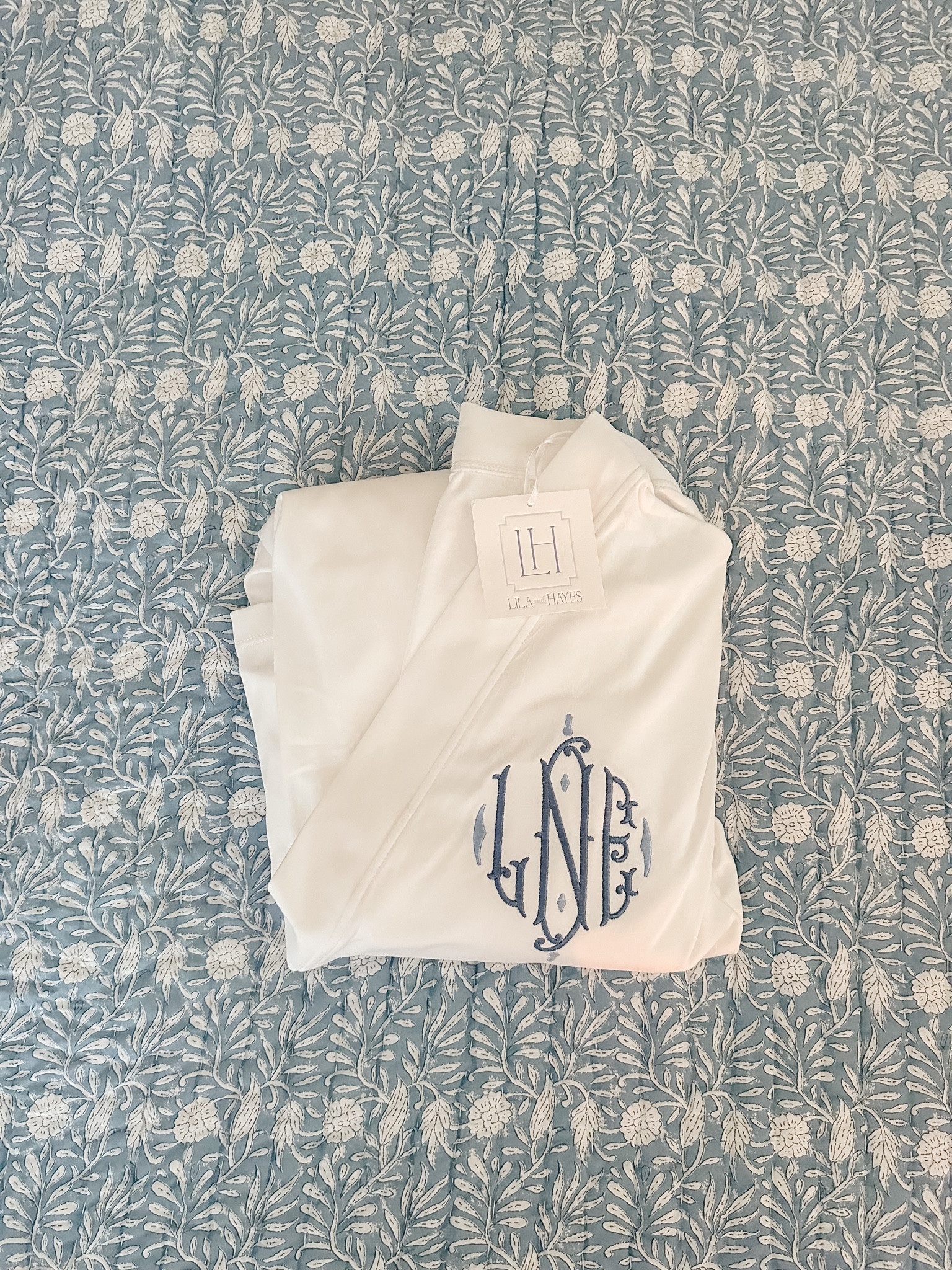 Robe for college!!!! 🩵