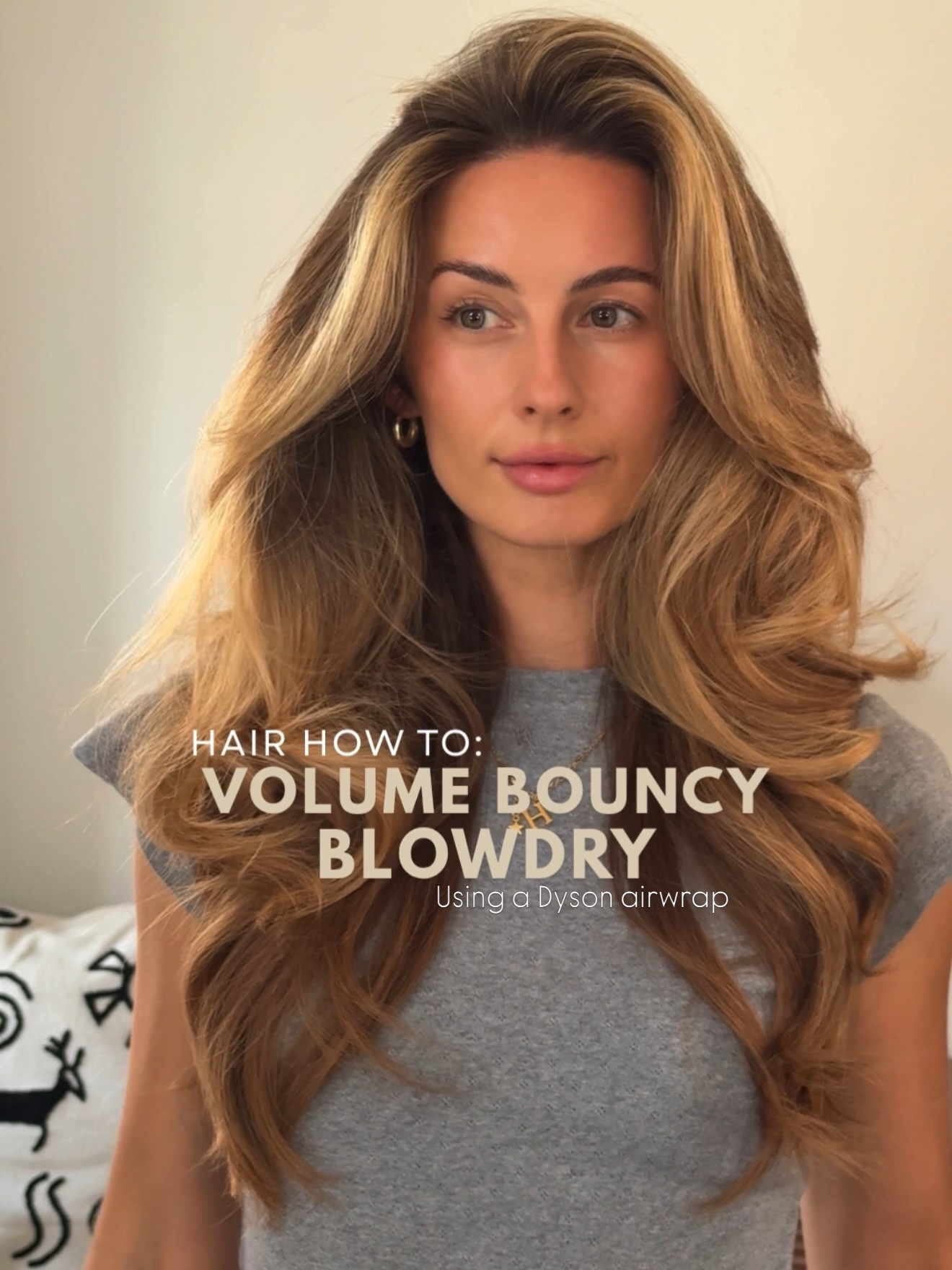 Step by step on how I achieve a volume blowdry 🫶🏼🫶🏼

#dysonairwrap #hairtutorial #volumehair #hair