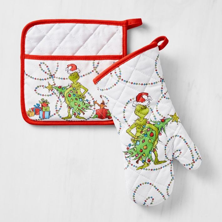 The Grinch™ Oven Mitt & Potholder Set | Williams-Sonoma