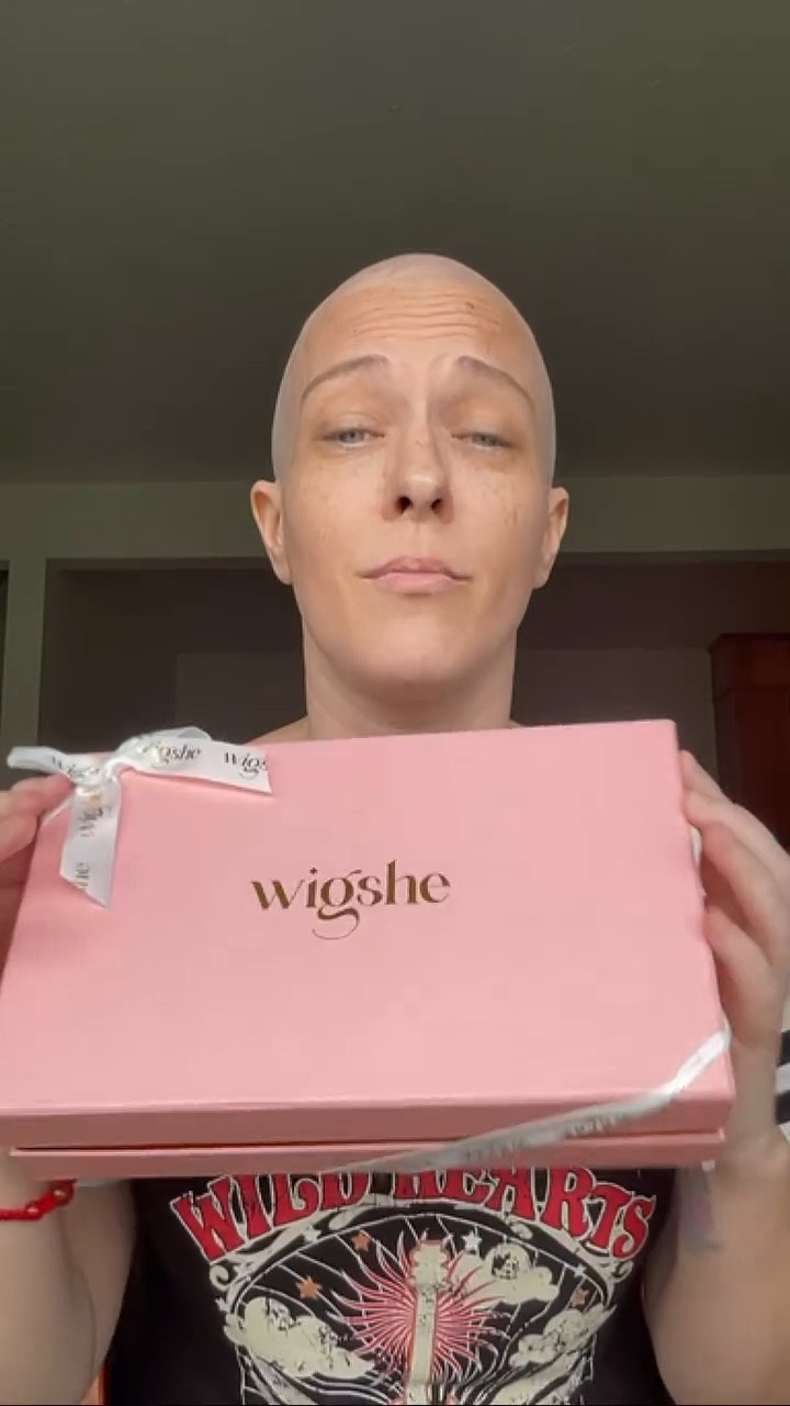 Unboxing My New @wigshehair Wig! 🌟✨ Get ready to slay with me as I unveil this gorgeous hairpiece! I’ll give you all the details on quality, texture, and styling on my YouTube! Use my 10% exclusive discount code “Evie” to get this beautiful piece. Treat yourself and slay away! 

👩🏻‍🦰 WIG054 Flawless Wavy HD Invisible Lace 👩🏻‍🦰 100% Remy Human Hair Wig
👩🏻‍🦰 30-Sugar Brown
👩🏻‍🦰 20 Inches 
👩🏻‍🦰 150% Density 
👩🏻‍🦰 Lace Front Cap
👩🏻‍🦰 Cap Size Small
👩🏻‍🦰 Fully Bleached Knots

🔗 https://www.wigshe.com/337-brown-balayage-flawless-wavy-hd-lace-human-hair-wig-wig054.html?=evelknieevee

#WigsheUnboxing #wigreview #wigs #HairLossSupport #fyp #explorer #fyp #AlopeciaAwareness #redhead #BeautyInspo #unboxing #wigshe #humanhairwig