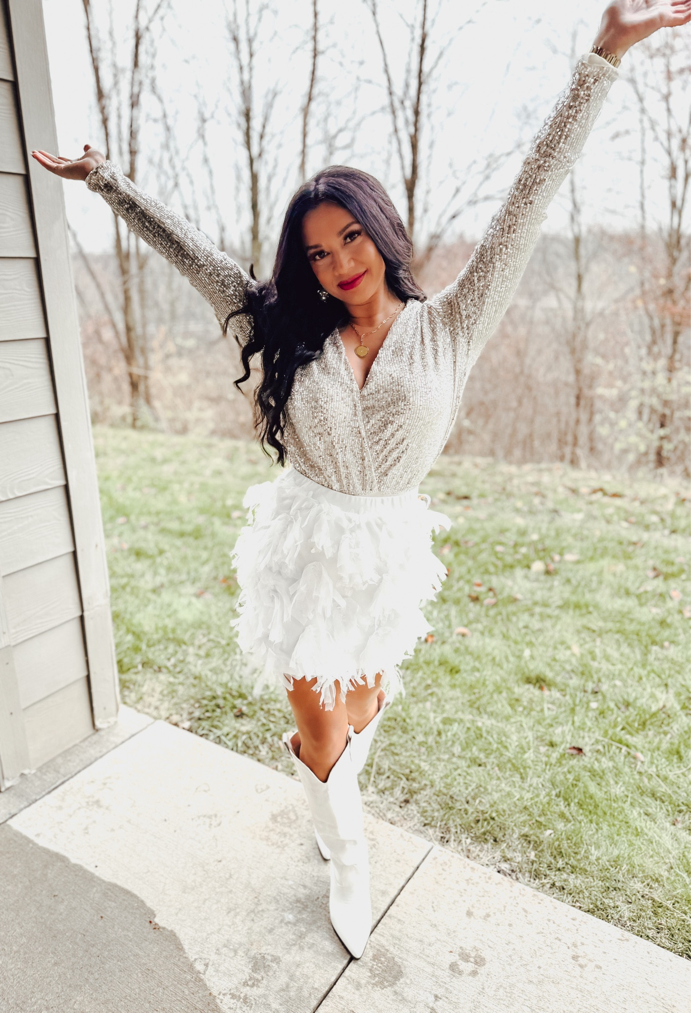 When Mariah Carey comes to town, it’s all glitter and feathers✨✨

#LTKHoliday #LTKSeasonal #LTKover40