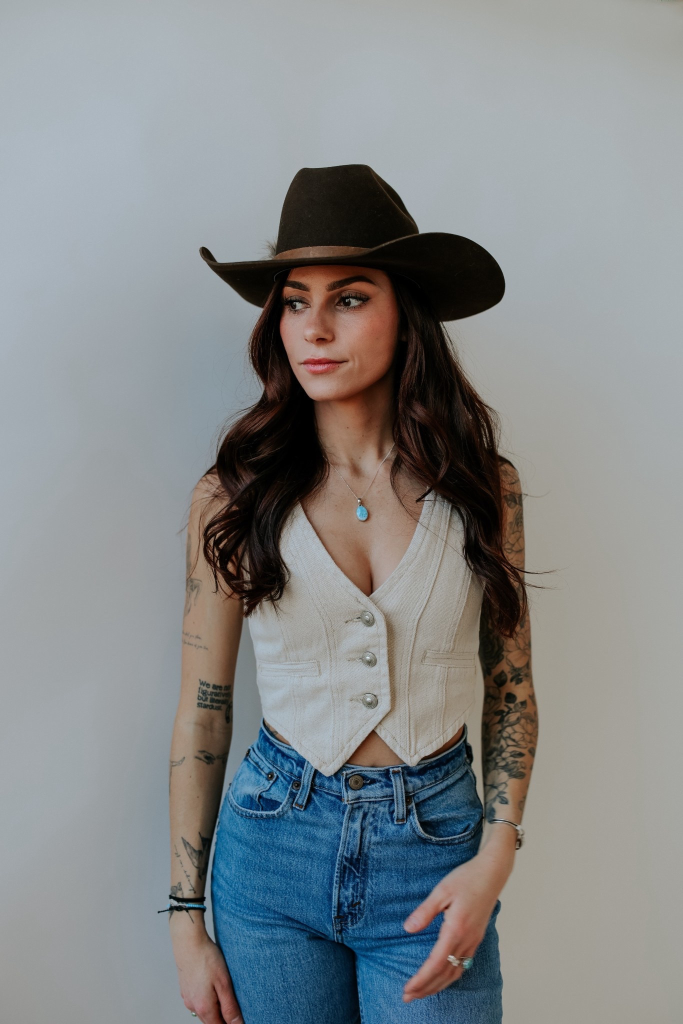 Hat: Cofer Hat Co

#LTKootd #LTKFindsUnder100 #LTKSeasonal