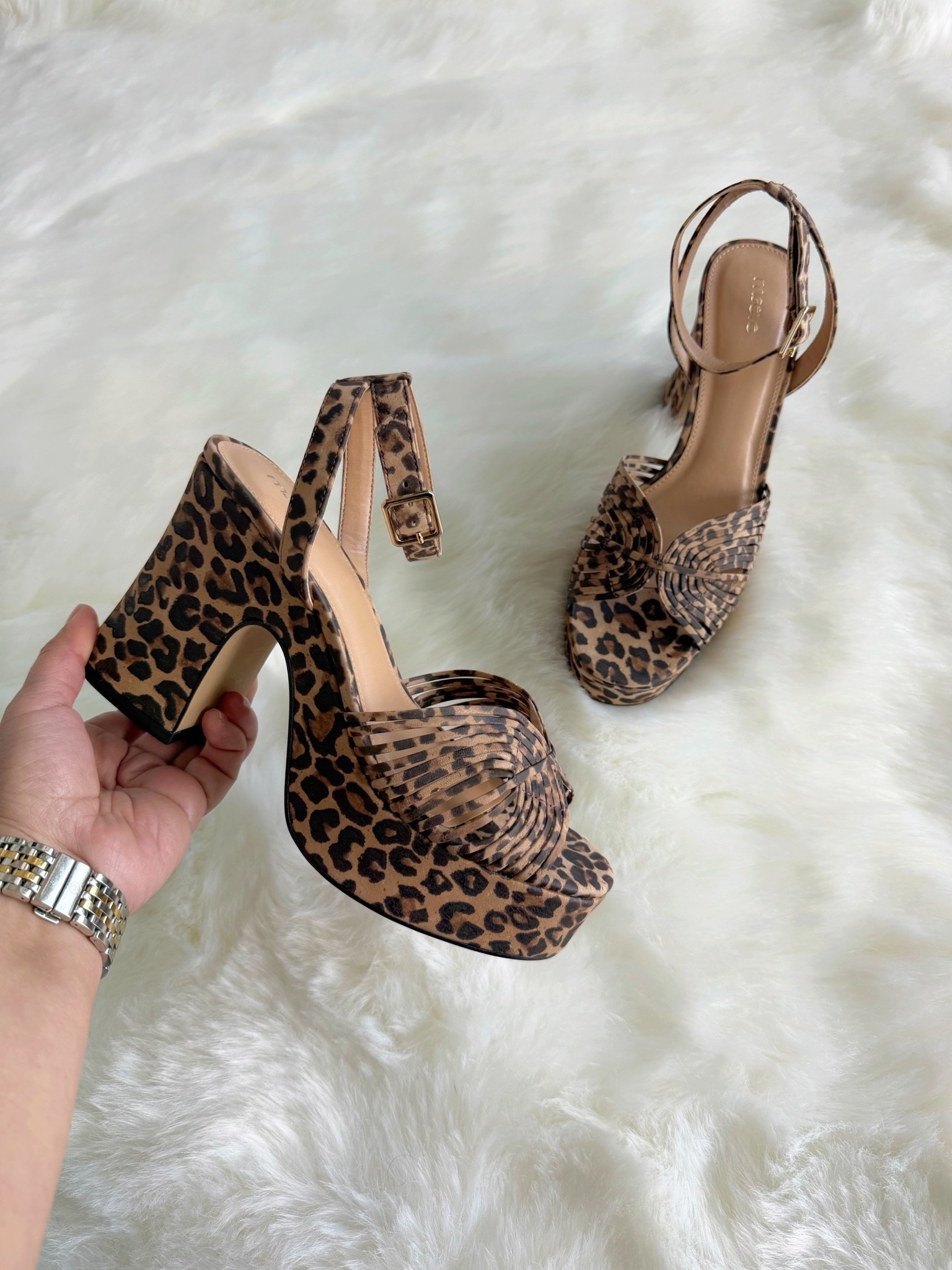 Aren’t these leopard print platform heels so fun for fall outfits?! The perfect pop of animal print to add to any outfit that will make a fun statement in your fall wardrobe!

#LTKOver40 #LTKootd #LTKPetite