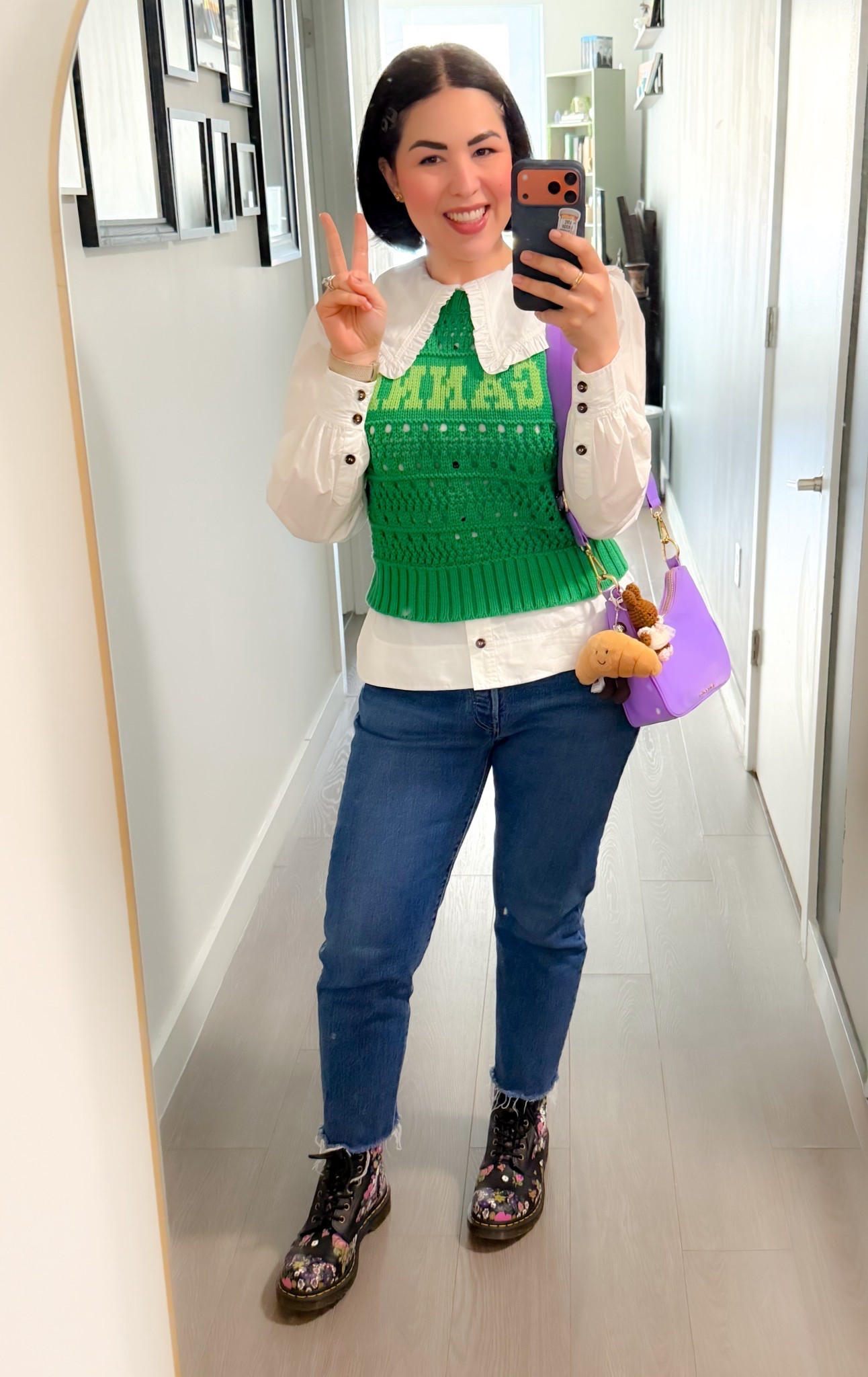 Obsessed with this layered look lately 💚 Button-down + sweater vest is my go-to for an easy put-together outfit. Added my favorite jeans, Docs, and a fun mini bag with charms to keep it playful. Linking everything I can find!

#LTK #LTKStyle #LTKFinds #LTKOutfit #EverydayStyle #CasualStyle #LayeredLook #SweaterVest #MiniBagStyle #DocMartens #FallStyle #PreppyStyle #CuteOutfits #LTKUnder100 #LTKUnder50 💚✨

#LTKgrwm #LTKootd #LTKMidsize