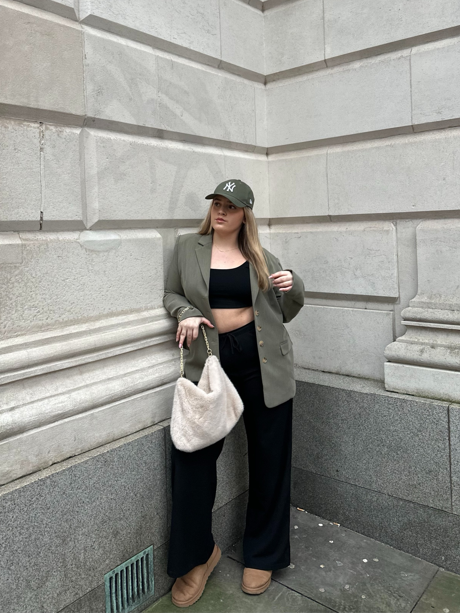 Spring smart casual khaki outfit inspo

#LTKAprilSpotlight #LTKsummer #LTKspring