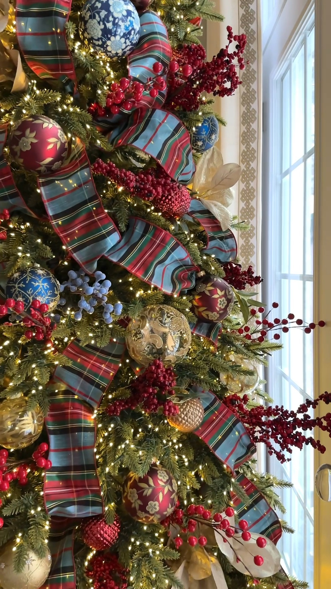 Our most popular Christmas ribbon is back in stock!!! Grab it now before it’s gone!

#LTKstyletip #LTKhome