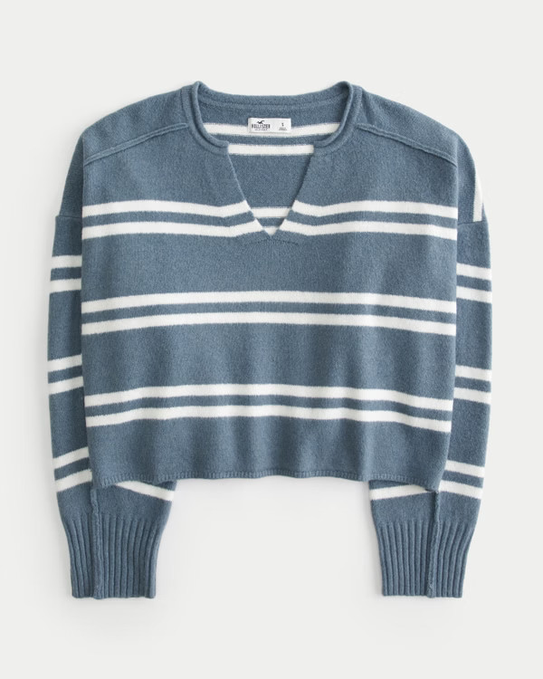 Hollister Comfy Cloud Boxy Notch-Neck Sweater | Hollister (US)