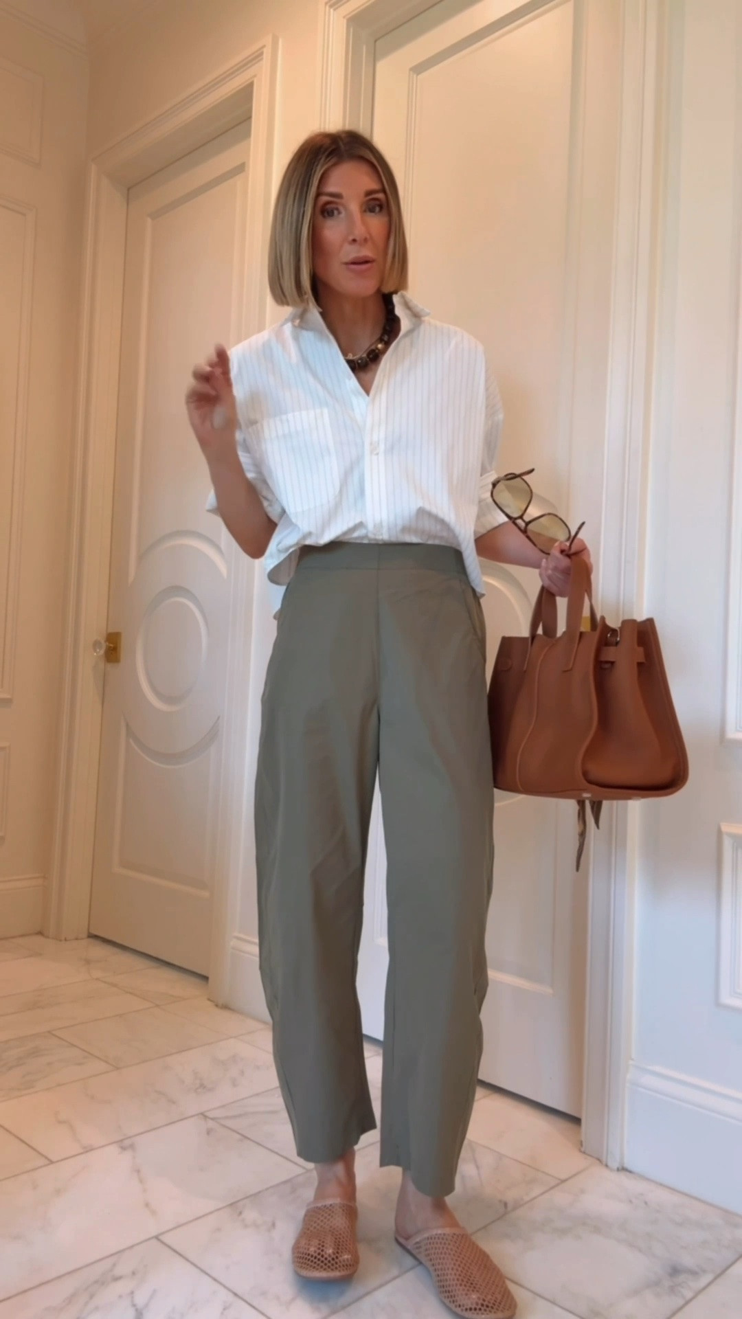 These viral Amazon pants are a must they're $30 lightweight so cute and I'm wearing size small and I'm 57 for reference.