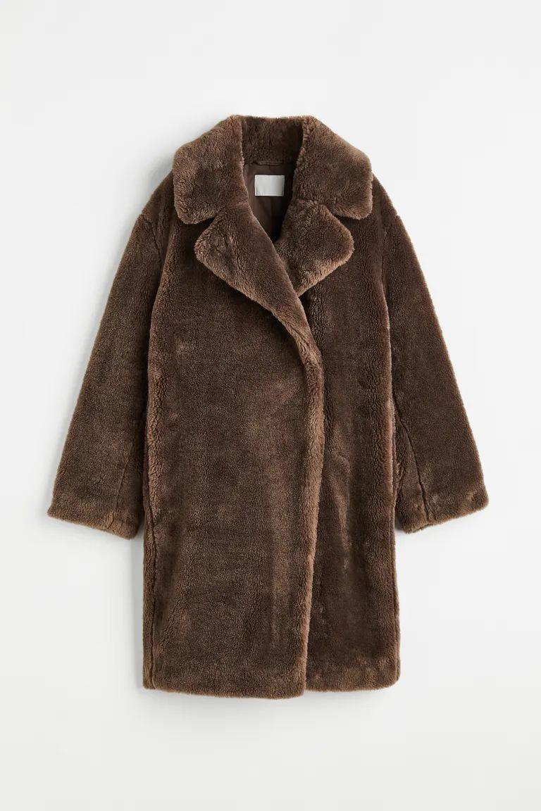 Fluffy coat | H&M (DE, AT, CH, DK, NL, NO, FI)