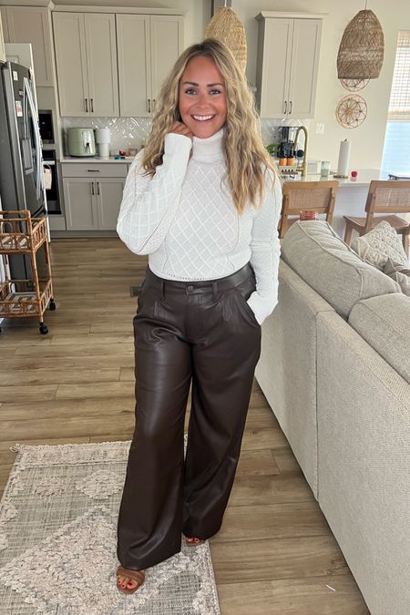 Walmart fall fashion finds👀 #walmartpartner

Large in everything and all TTS

midsize curvy pleather brown pants white sweater#LTKcurves

#LTKmidsize #LTKSeasonal