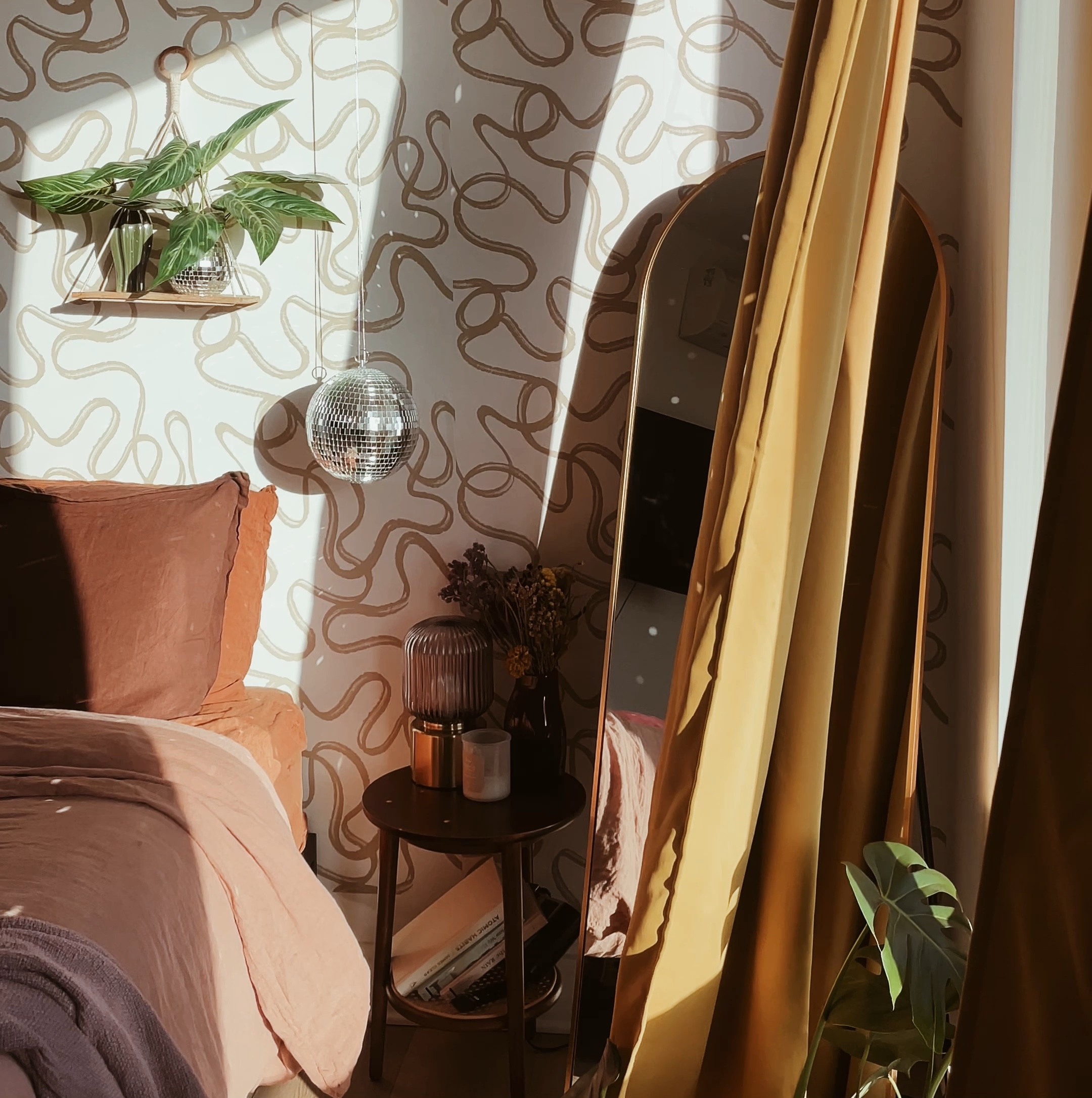 Dreamy bedroom

#LTKFind #LTKstyletip #LTKhome