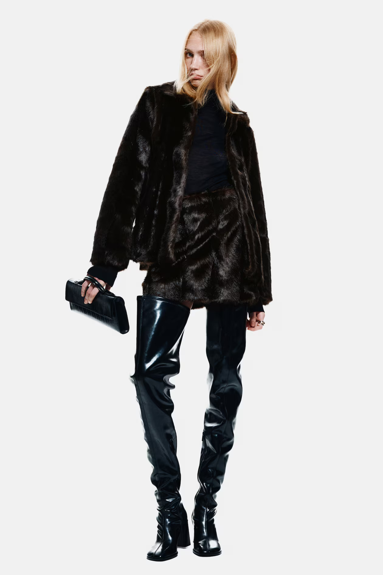 Mini skirt | H&M (UK, MY, IN, SG, PH, TW, HK)