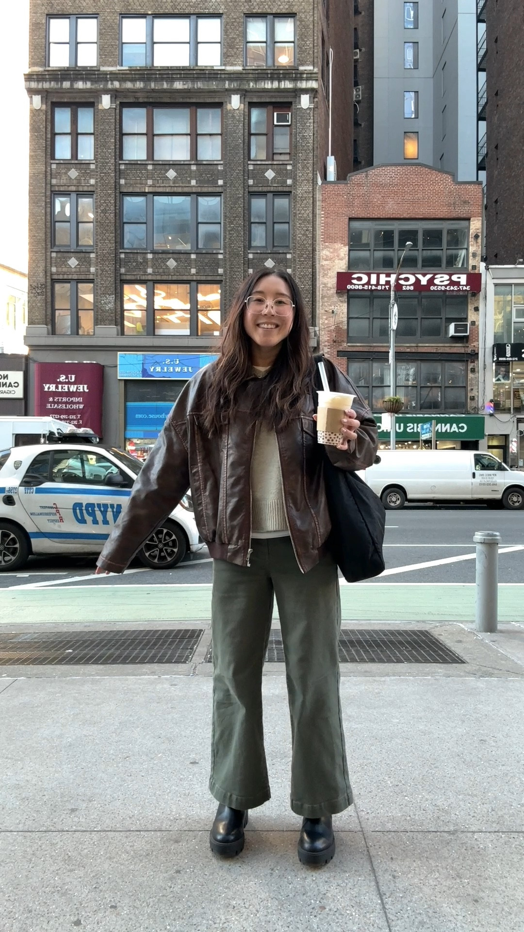 casual New York winter ootd 🤎

winter style, leather jacket, casual style, petite