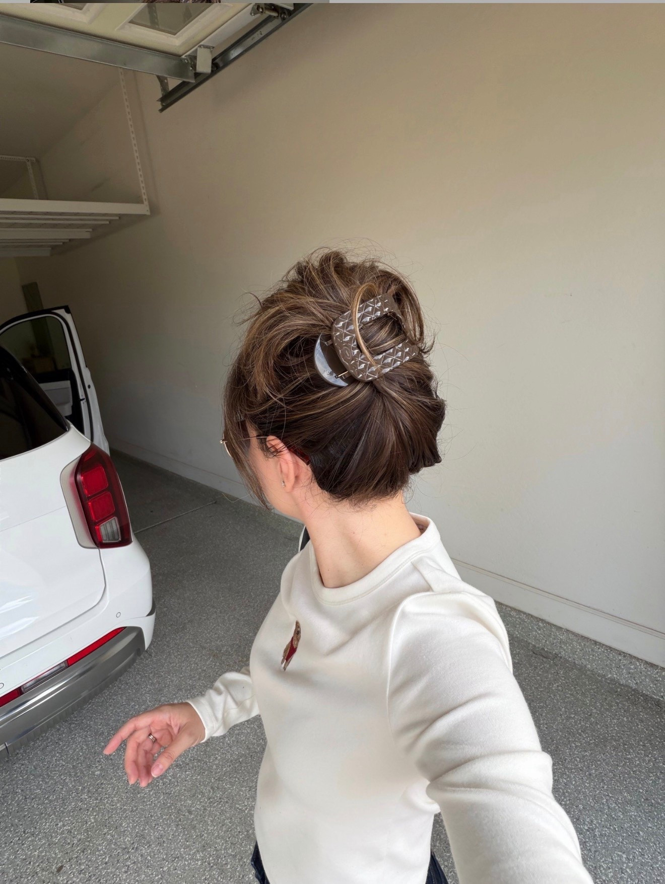 The best flat hair clips I wear medium size 

Comment SHOP below to receive a DM with the link to this post on my LTK ⬇ https://liketk.it/5xpnC #ltkbeauty #ltkmomlife

#LTKFindsUnder50 #LTKgrwm