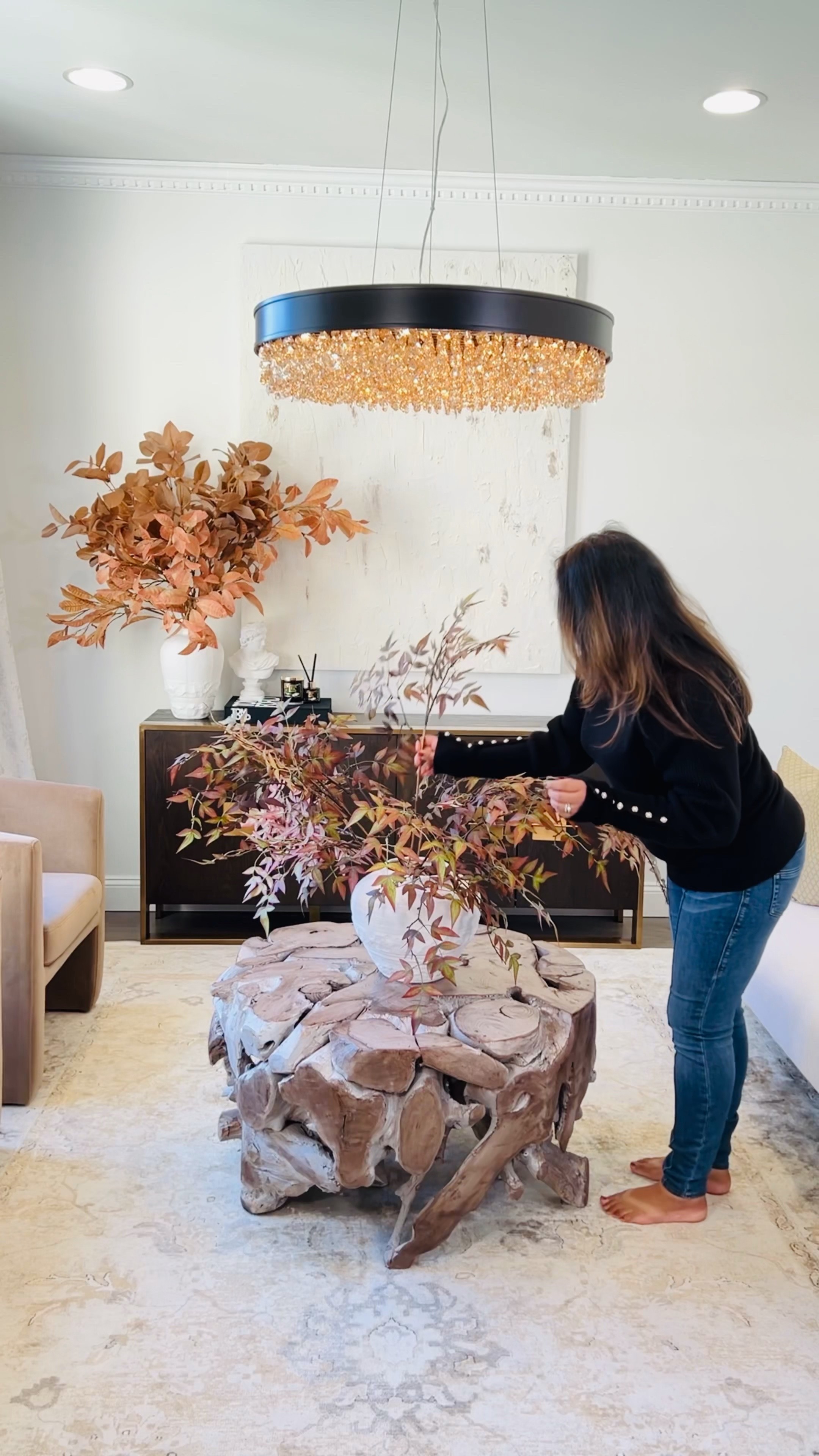 Shop my fall living room decor and Amazon Prime early access deals!

Amazon deals
Living room decor 
Fall decor 
Chandelier 
Modern home 
Studio McGee 
Target home decor 

#LTKSeasonal #LTKHoliday #LTKhome