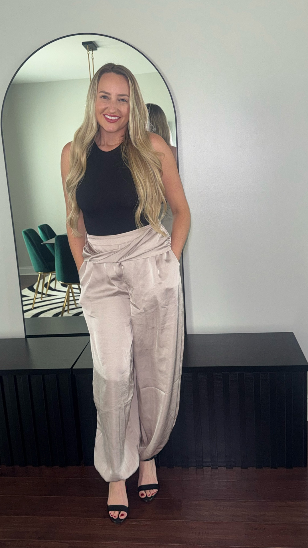Obsessed with these balloon pants! Wearing size small, fits TTS. Use code: SHANNON20 to save at checkout on www.stylewe.com 

#LTKootd #LTKSaleAlert #LTKWorkwear